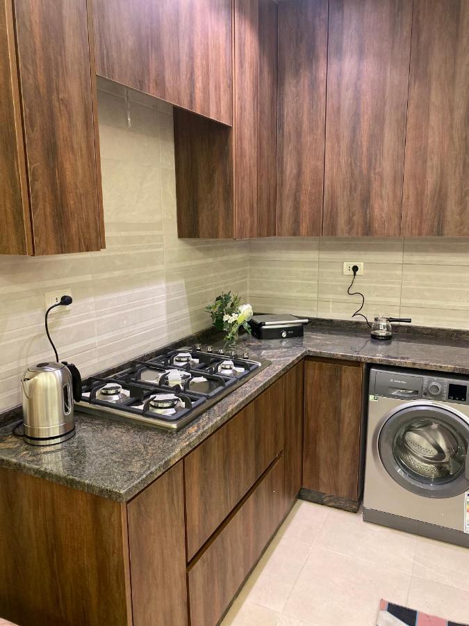 1Of1 Luxury Apartment Original Madaba Bagian luar foto