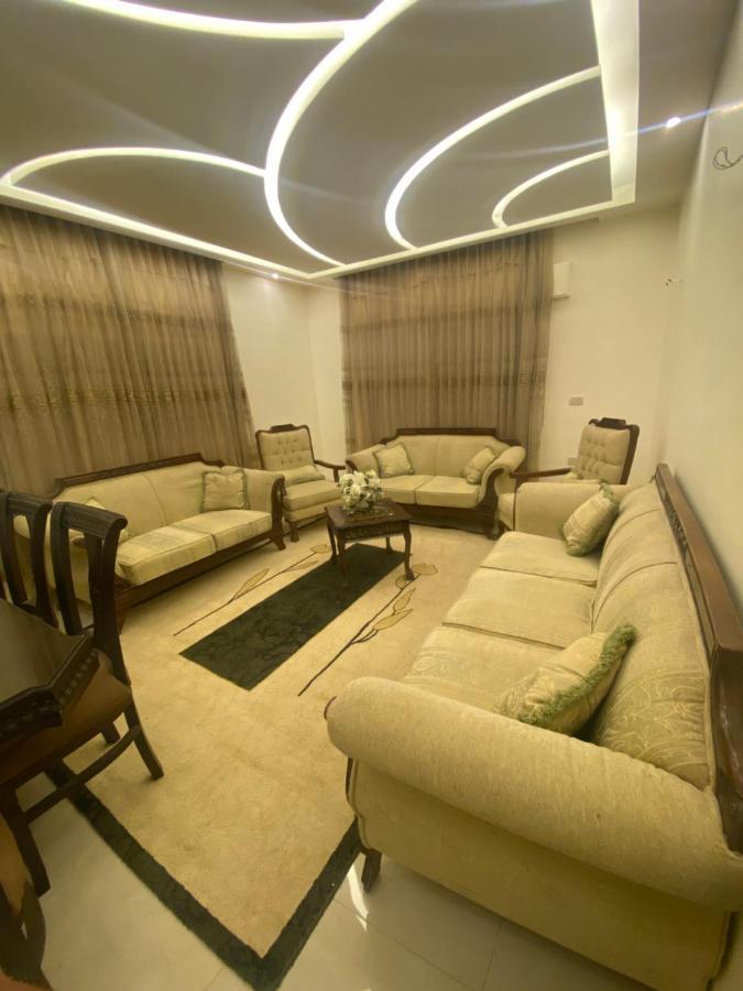 1Of1 Luxury Apartment Original Madaba Bagian luar foto